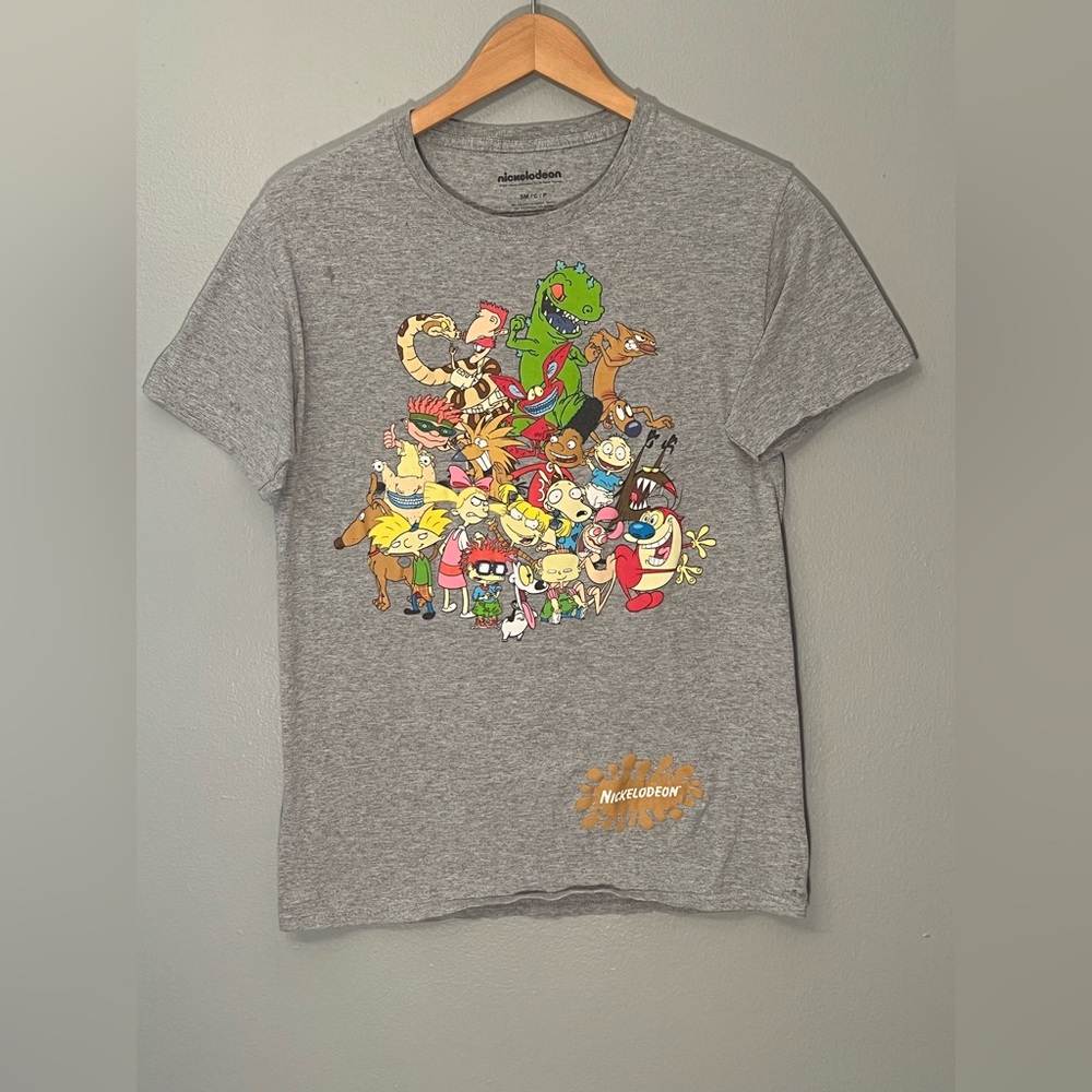 Nickelodeon 90’s and 2000’s Cartoon Graphic Tee Size Small Adult